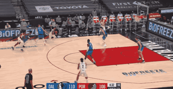  开拓者利拉德60分空砍里程碑  