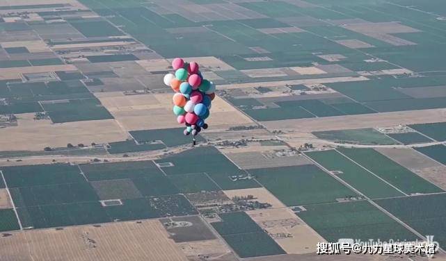 奥格斯堡定位球显神威，高空轰炸敲开对手大门